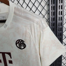 Camisa Bayern de Munique III Adidas Torcedor 23/24 Masculino Bege