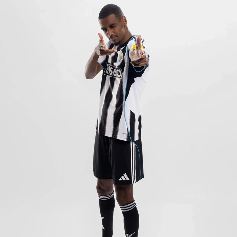 Camisa adidas Newcastle 2025/26 I Torcedor