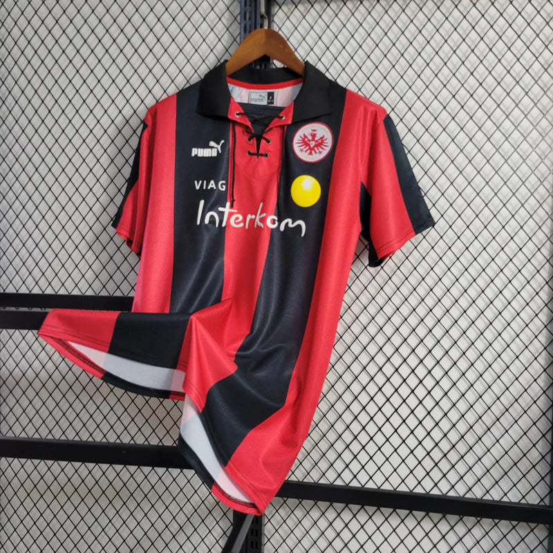 Camisa Retrô Eintratch Frankfurt Puma 1999/00 Vermelho e Preto