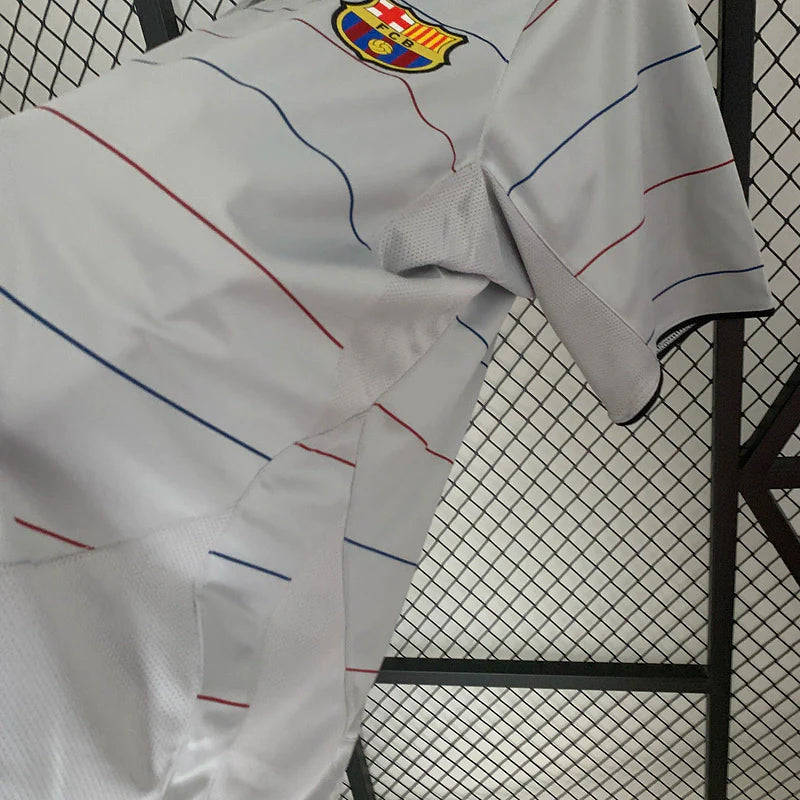 Camisa Retrô Barcelona Nike 2003/04 Masculino Cinza