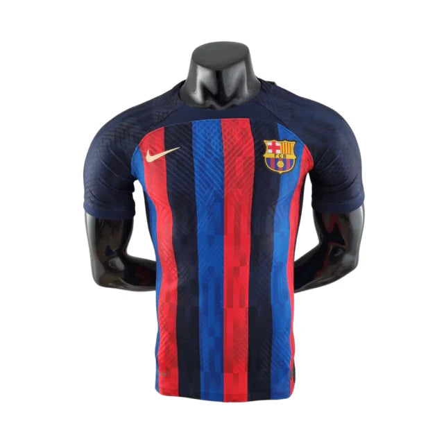 Camisa Barcelona Home 22/23 Jogador Nike Masculina - Azul Marinho, Azul Royal e Vermelho