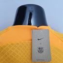Camisa Barcelona Treino 22/23 Jogador Masculina - Laranja