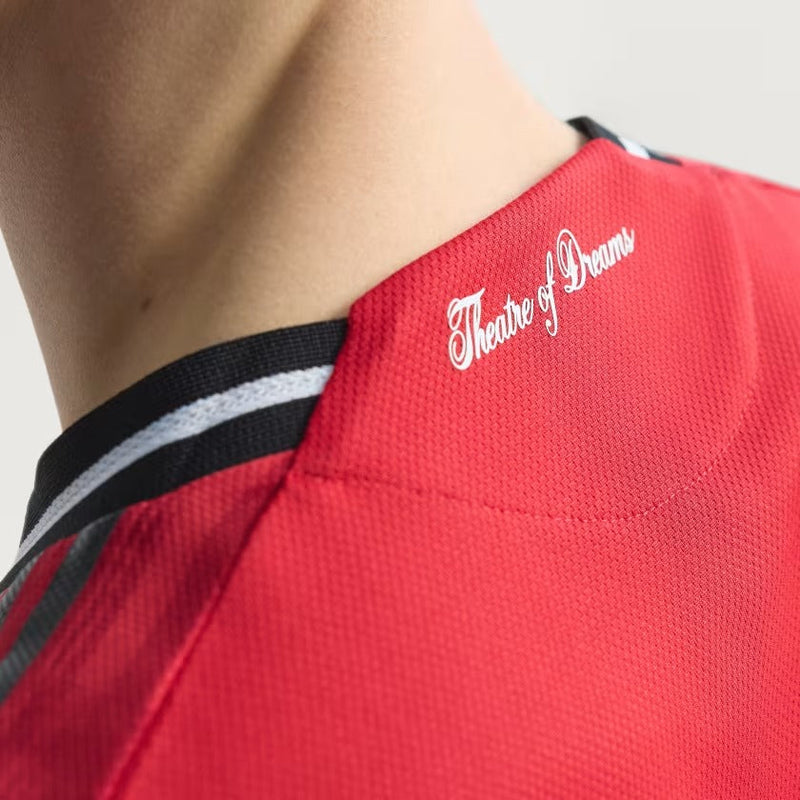 Camisa adidas Manchester United 2025/26 I Jogador