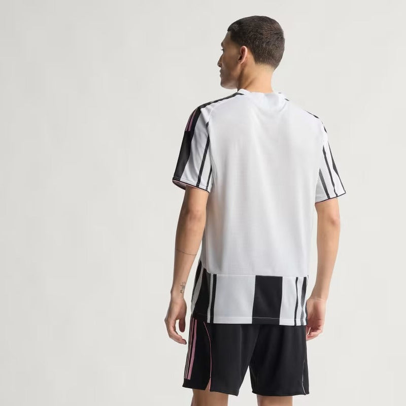 Camisa adidas Juventus FC 2025/26 I Jogador