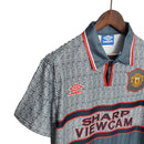 Camisa Manchester United Retrô 1995/1996 Cinza